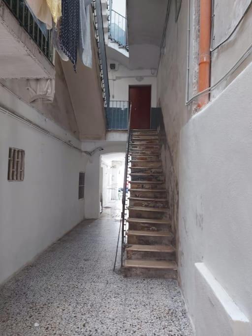 Characteristic Garibaldi Apartment Bari Bagian luar foto