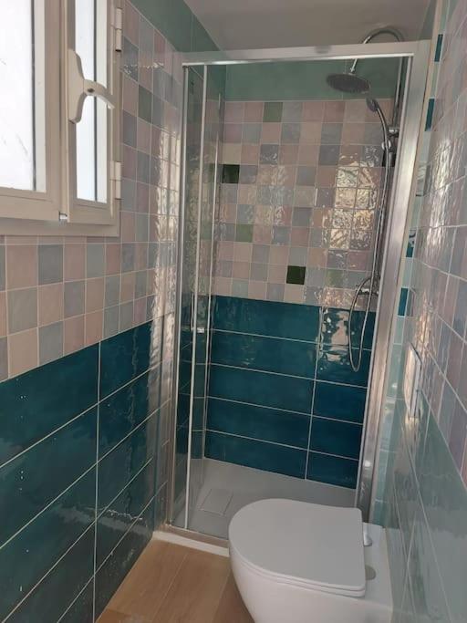 Characteristic Garibaldi Apartment Bari Bagian luar foto